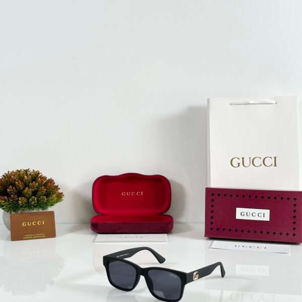 GG 0010 Mate Black