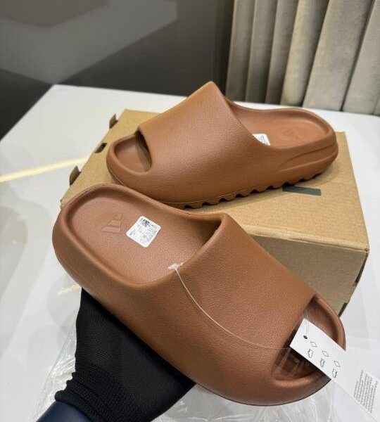 Adidas Yezzy Slides