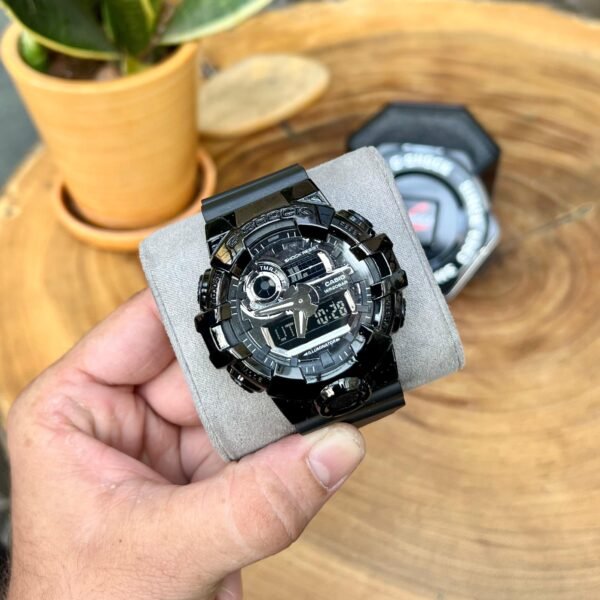 Casio G-Shock GA-700