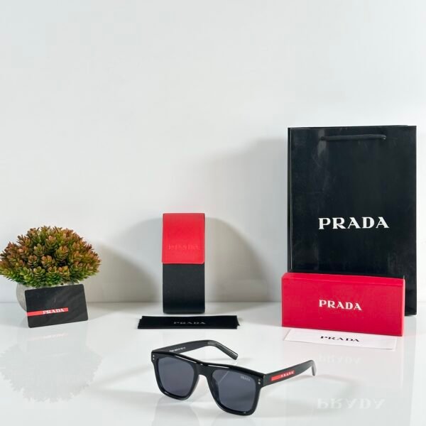 PR 3835 Shine Black