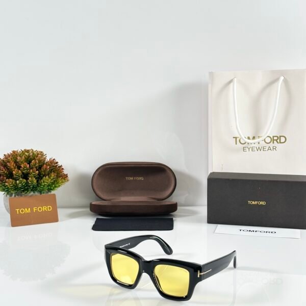 TF 184 Black Yellow