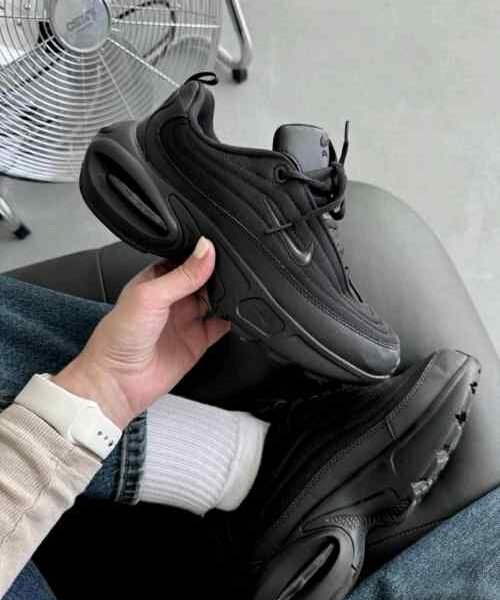 Nikee Airmax Portal Triple Black