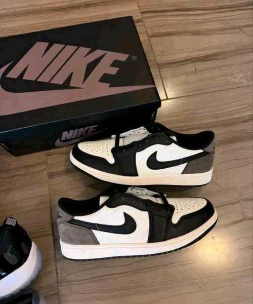 nikee Air Jordan 1 Retro Low OG Mocha Semi UA