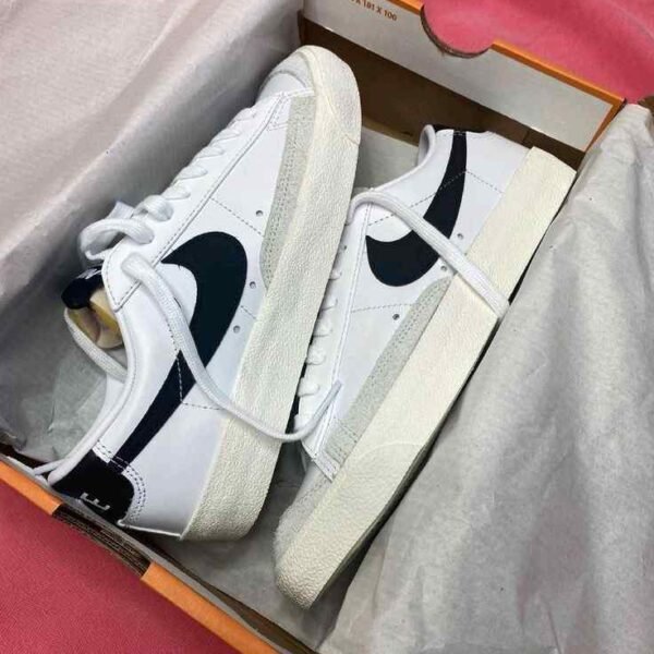 nikee Blazer 77 Low Vintage White-black