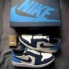 Nikee Air Jordan retro 1 Low OG Obsidian UNC