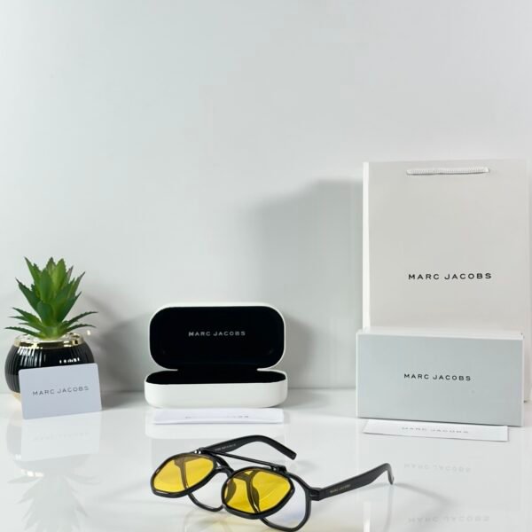 Marc Jacobs 1005 Flip Black Yellow White