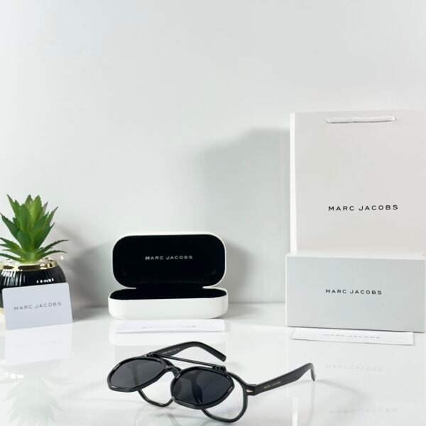 Marc Jacobs 1005 Flip Shine Black