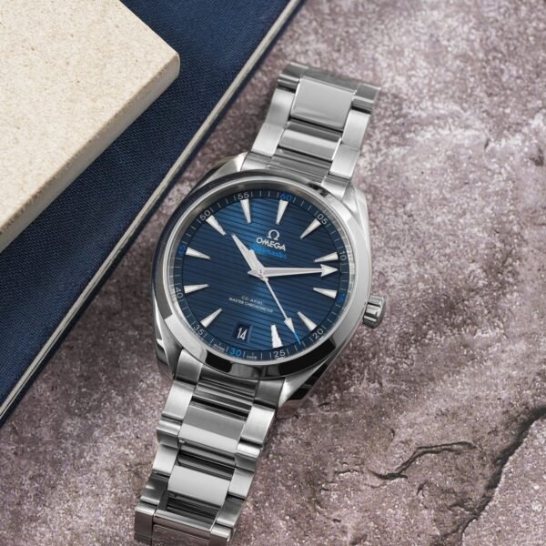 Omegg_a seamaster 150m aqua terra