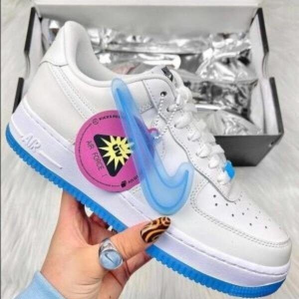 Nike-Airforce-1-uv-active-colour-change