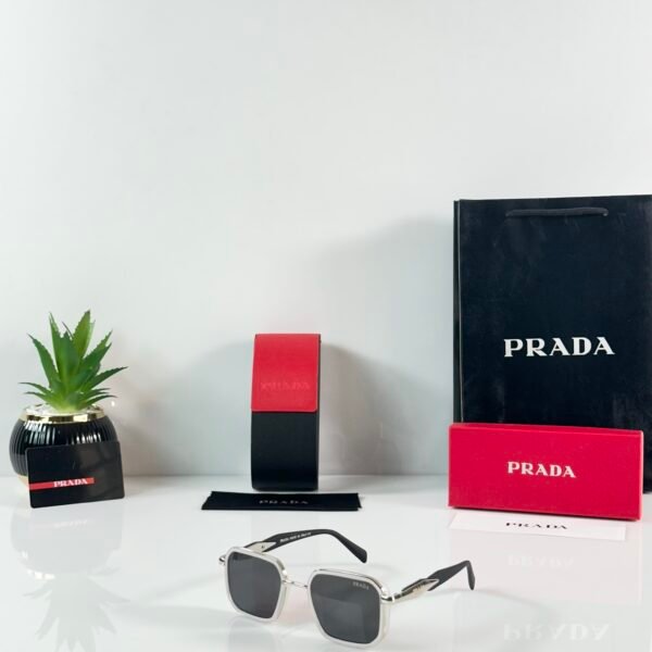 PR 792 Ice Black