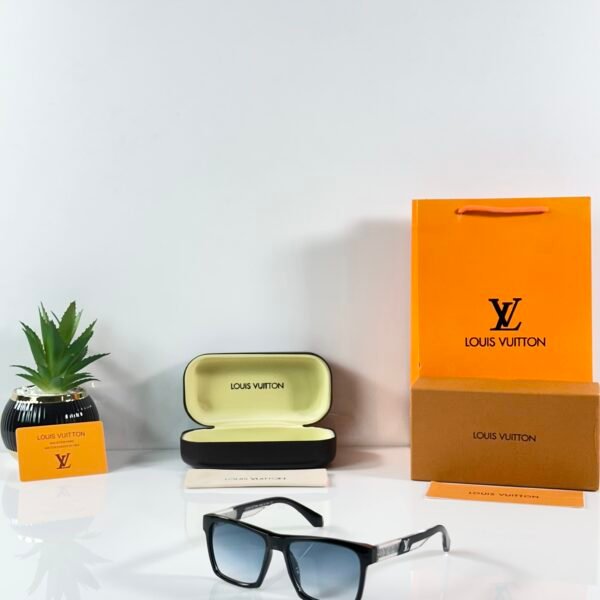 Louis_Vuitton_2191_Black_Blue