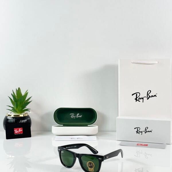 RB 2140 Shine Black Green GLASS