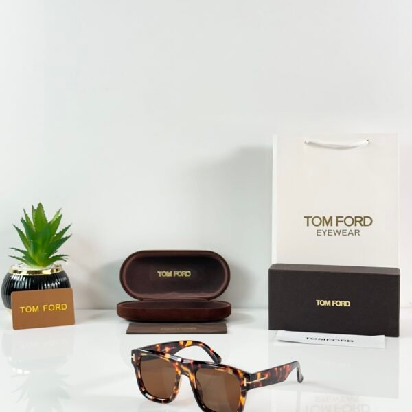 Tom 259 Tiger Brown
