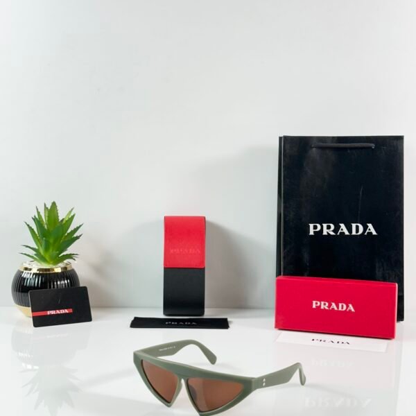 Prada_061_Green_Brown