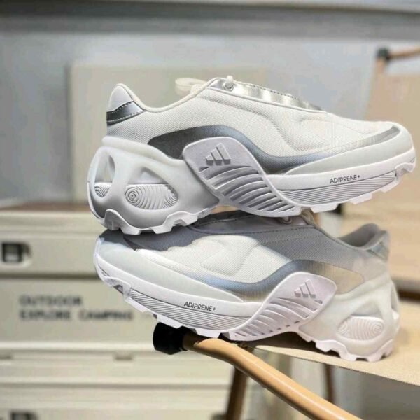 Adidass Wonder Runner White Silver