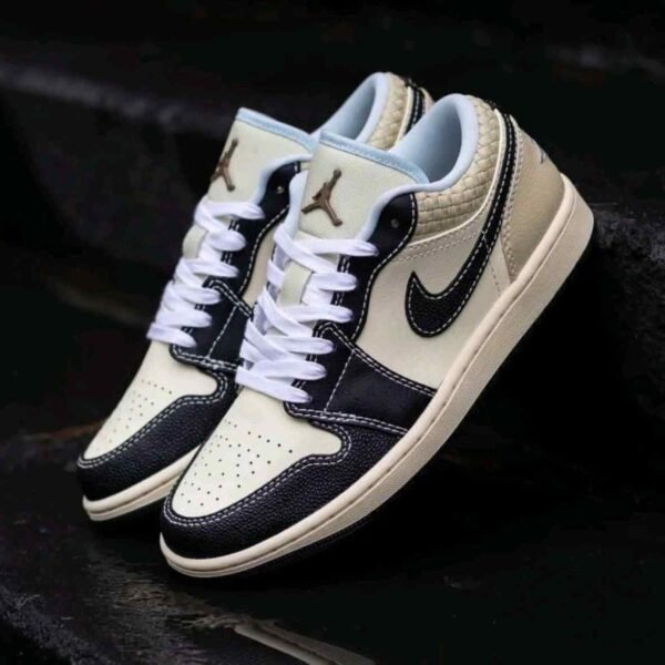 nikee air jordan retro 1 low se coconut milk black
