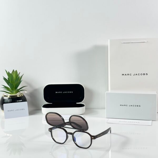 Marc Jacobs 1005 Flip Brown White