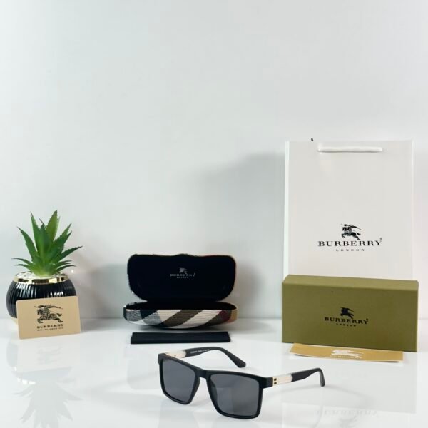 B.B 8233 Mate Black