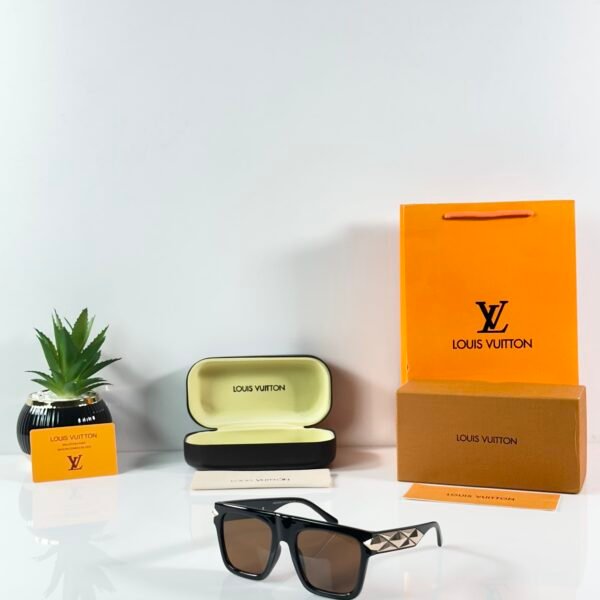 Louis_Vuitton_115_Brown