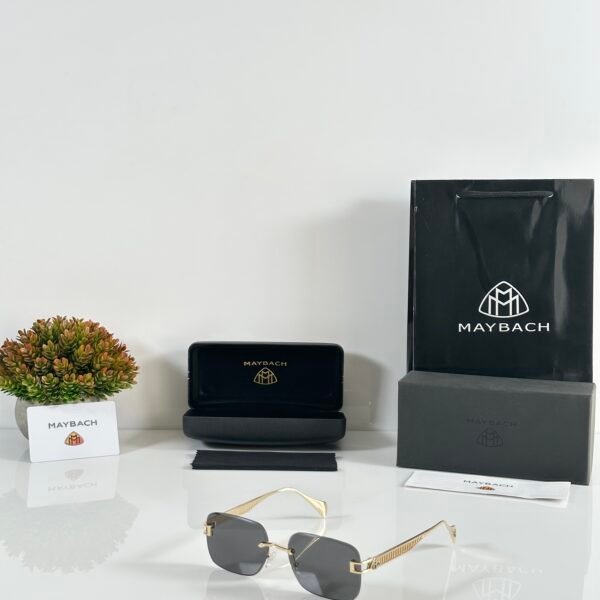 Maybach 1018 Gold Black