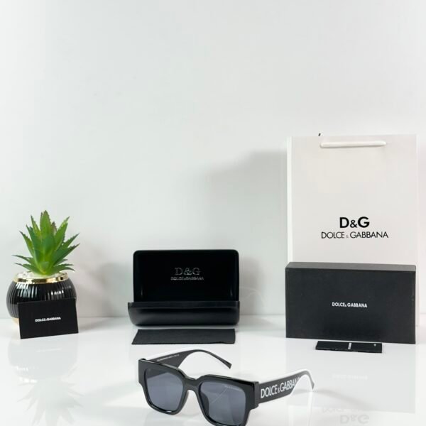 DG 6184 Black White