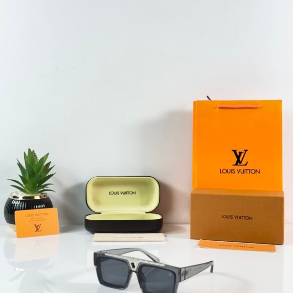 LV 1984 Shine Grey