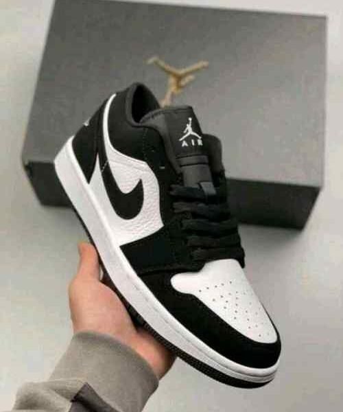 nikee Jordan 1 Low Panda Black White semi ua