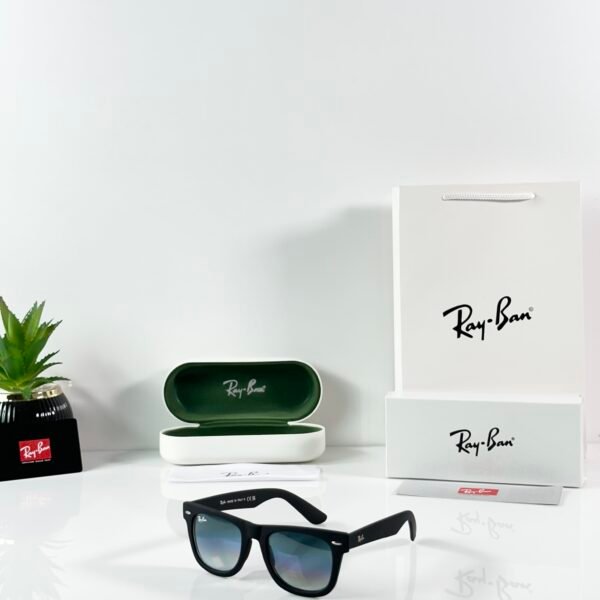 RB 2140 Black Blue GLASS
