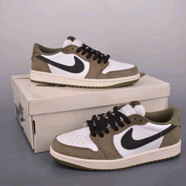 AIR JORDAN 1 RETRO LOW OG MEDIUM OLIVEBLACK-SUMMIT WHITE-SAIL