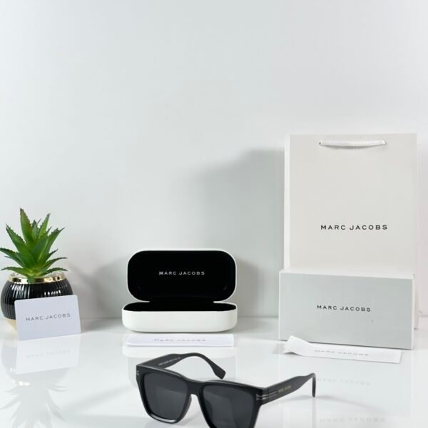 Marc Jacobs 1002 Mate Gun Black