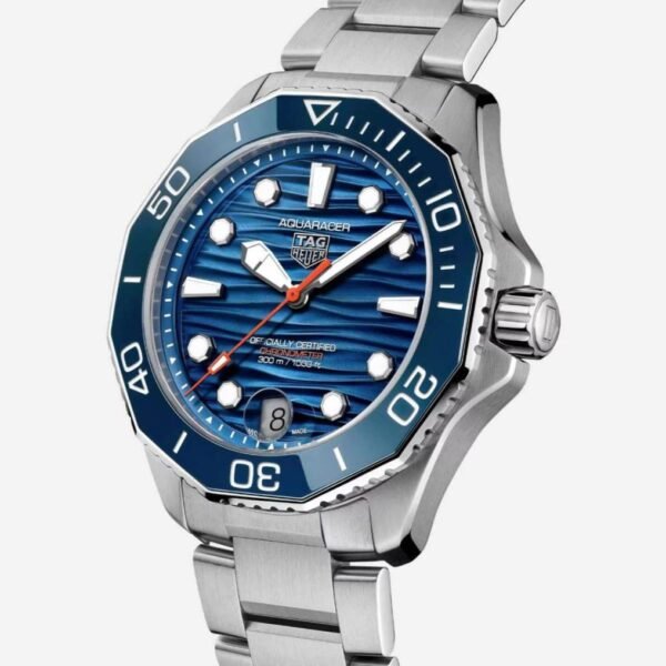 Tag_g Heuee_r Aquaracer Professional 300m date automatic japan zik zake line