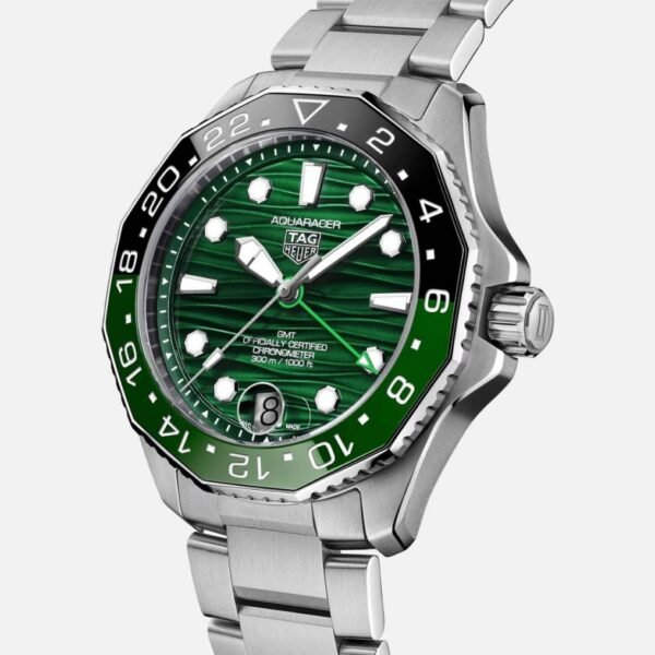 Tag_g Aquaracer Professional 300m date automatic japan zik zake line