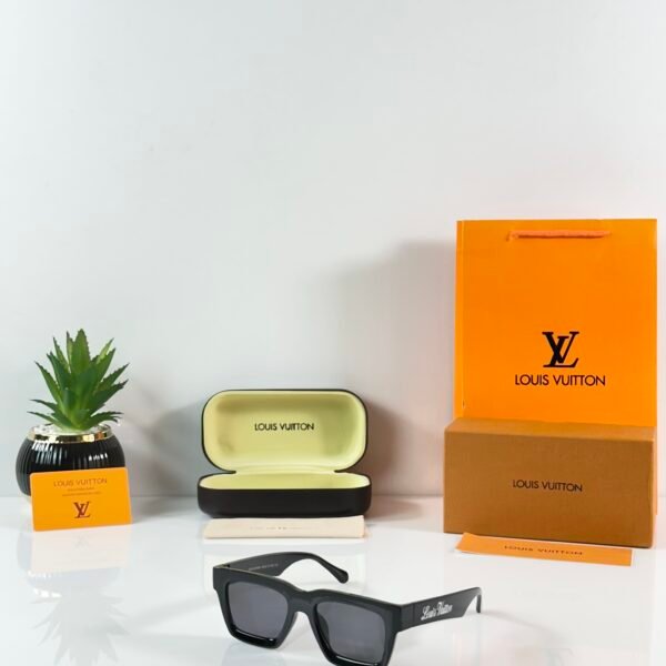 Loui Vuitton 6093 Black