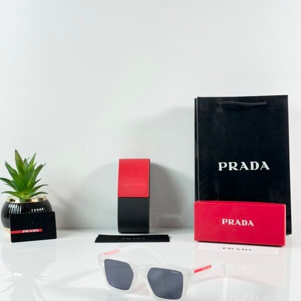 Prad 8720 Ice Black