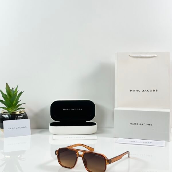 Marc Jacobs 1133 Water Brown