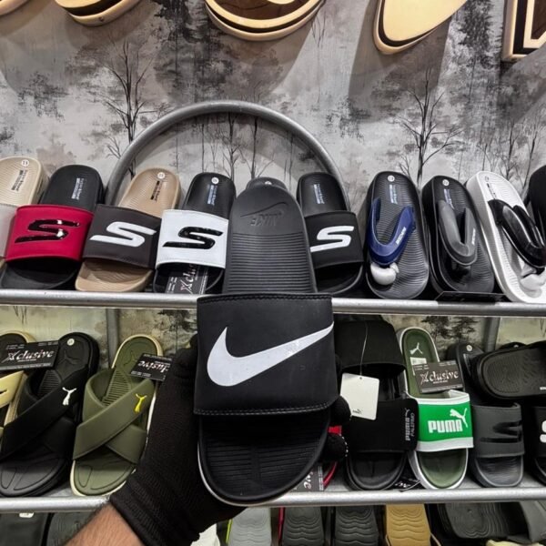 NIKE TURBO SOFTY.