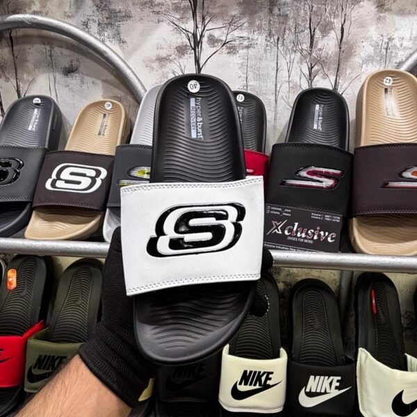 SKECHERS HYPEBURST ULTRA COMFORT.