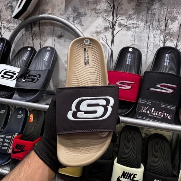SKECHERS HYPEBURST ULTRA COMFORT.