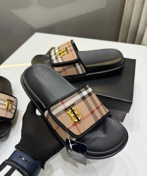 Burberry Soft-Bottom Slider