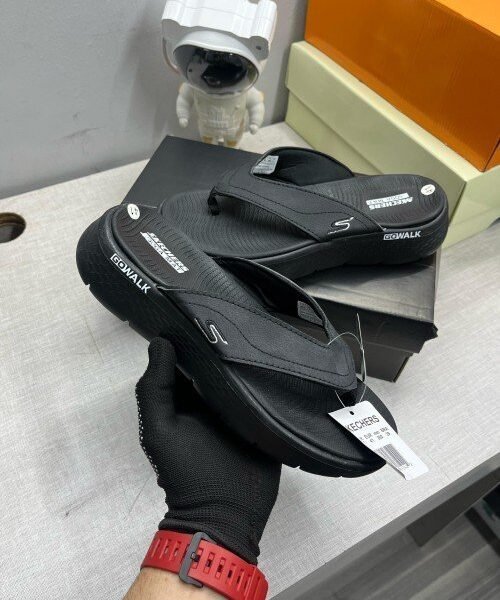 Skechers Go Walk Slipper