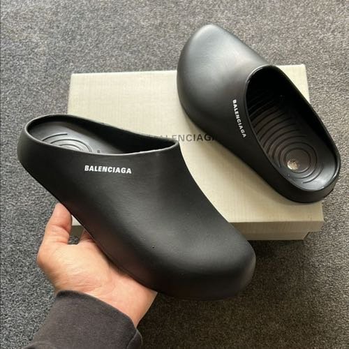 BALENCIAGA COLOBANE MULE BLACK