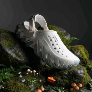Croccs Echo Icey Ro Gum Clogs
