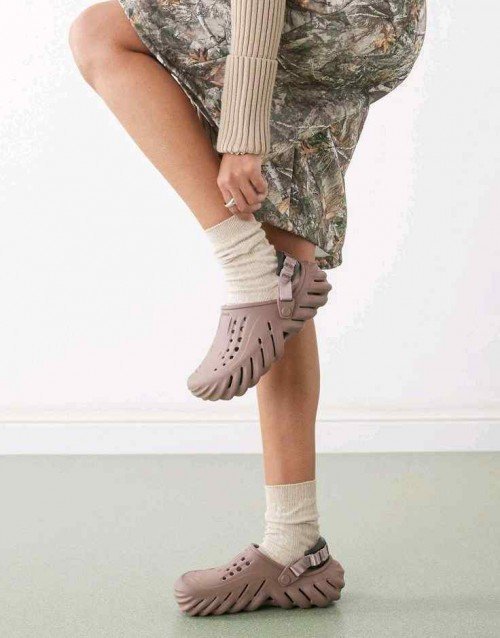 CROCCS ECHO BROWN FOR MEN