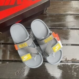 Nik_e Cinza Slide Grey
