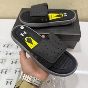Under Armo Slide black grey
