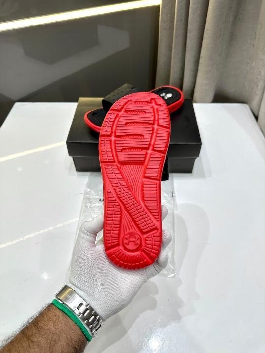 Under Armo Slide Red black - Image 3