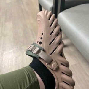 Crocss Echo Clogs (Truffle Brown)