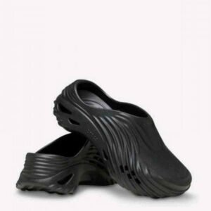 CrocsS Echo Wave Clogs All Black