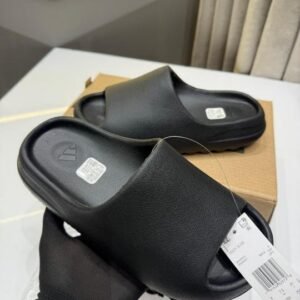Adidas Yezzy Slides