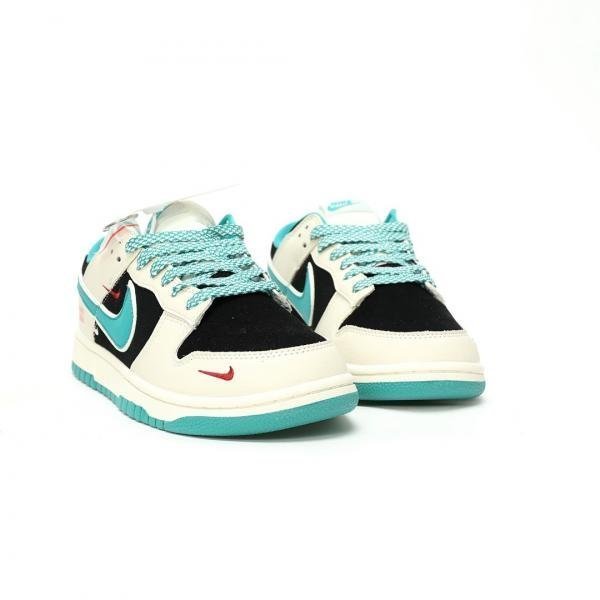 Supreme x Nike Sb Dunk Low Multi TOP BATCH UA - Image 4